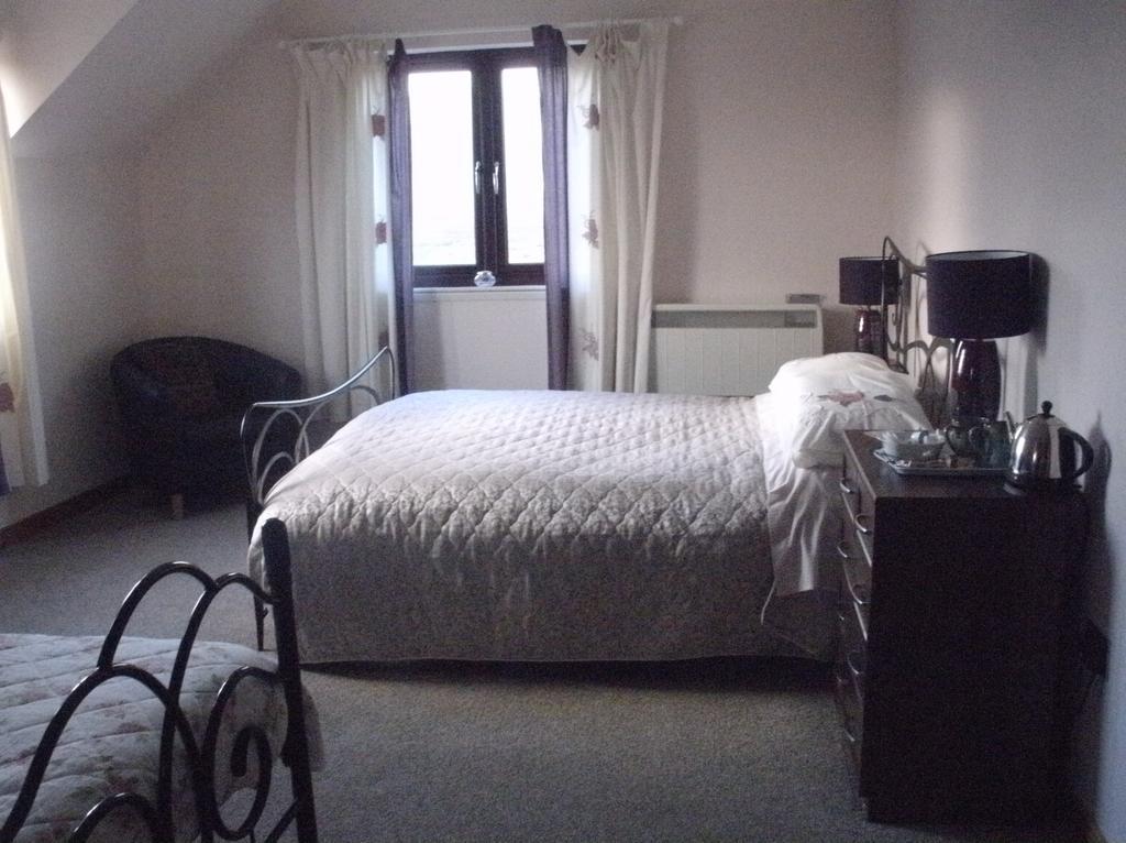 Benview House Bed & Breakfast Staffin Room photo